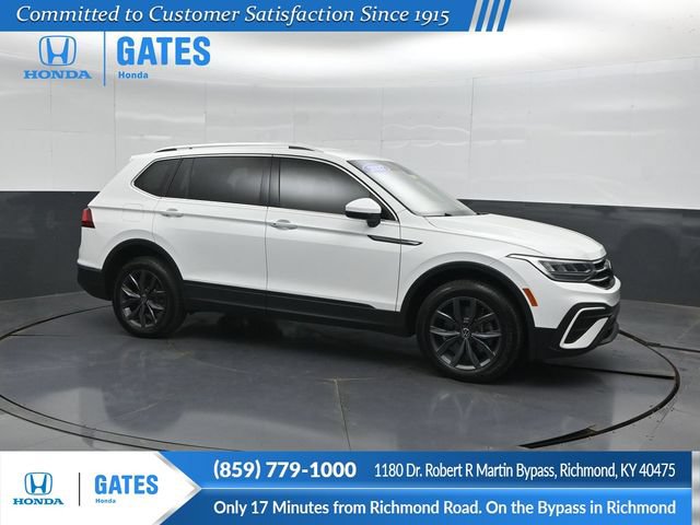 Used 2022 Volkswagen Tiguan SE