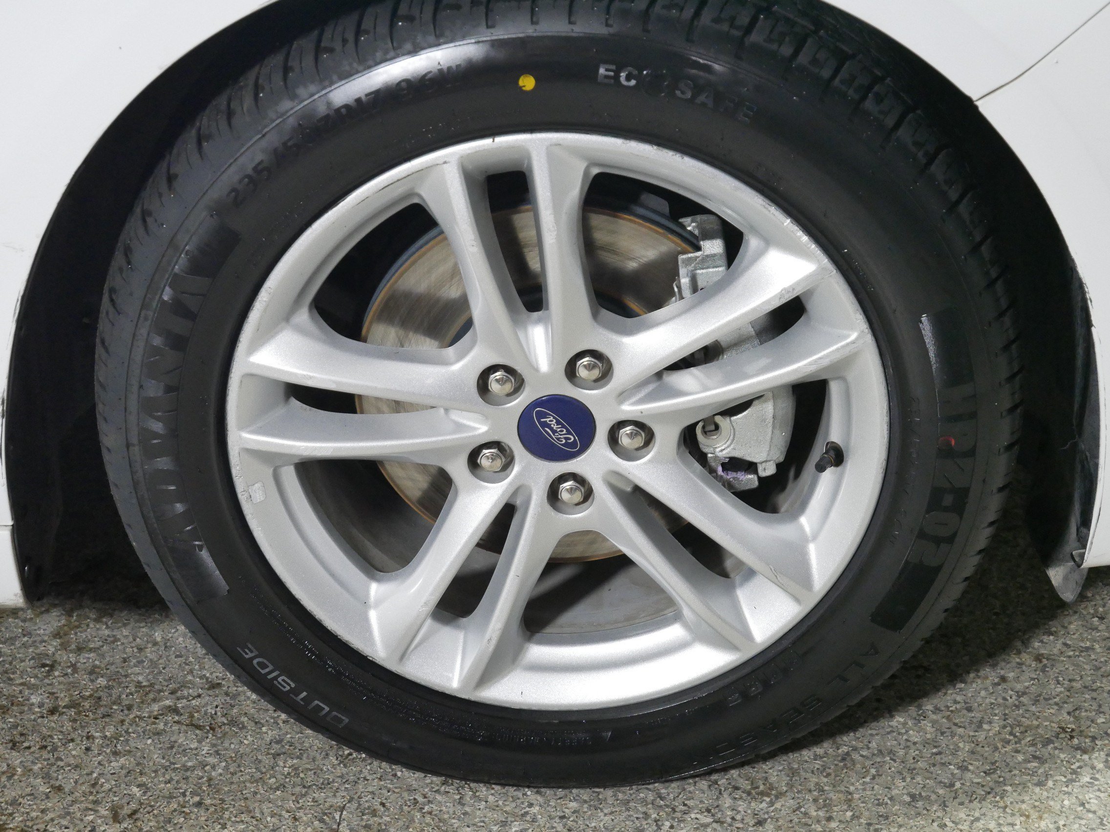 Used 2018 Ford Fusion SE FWD image 15