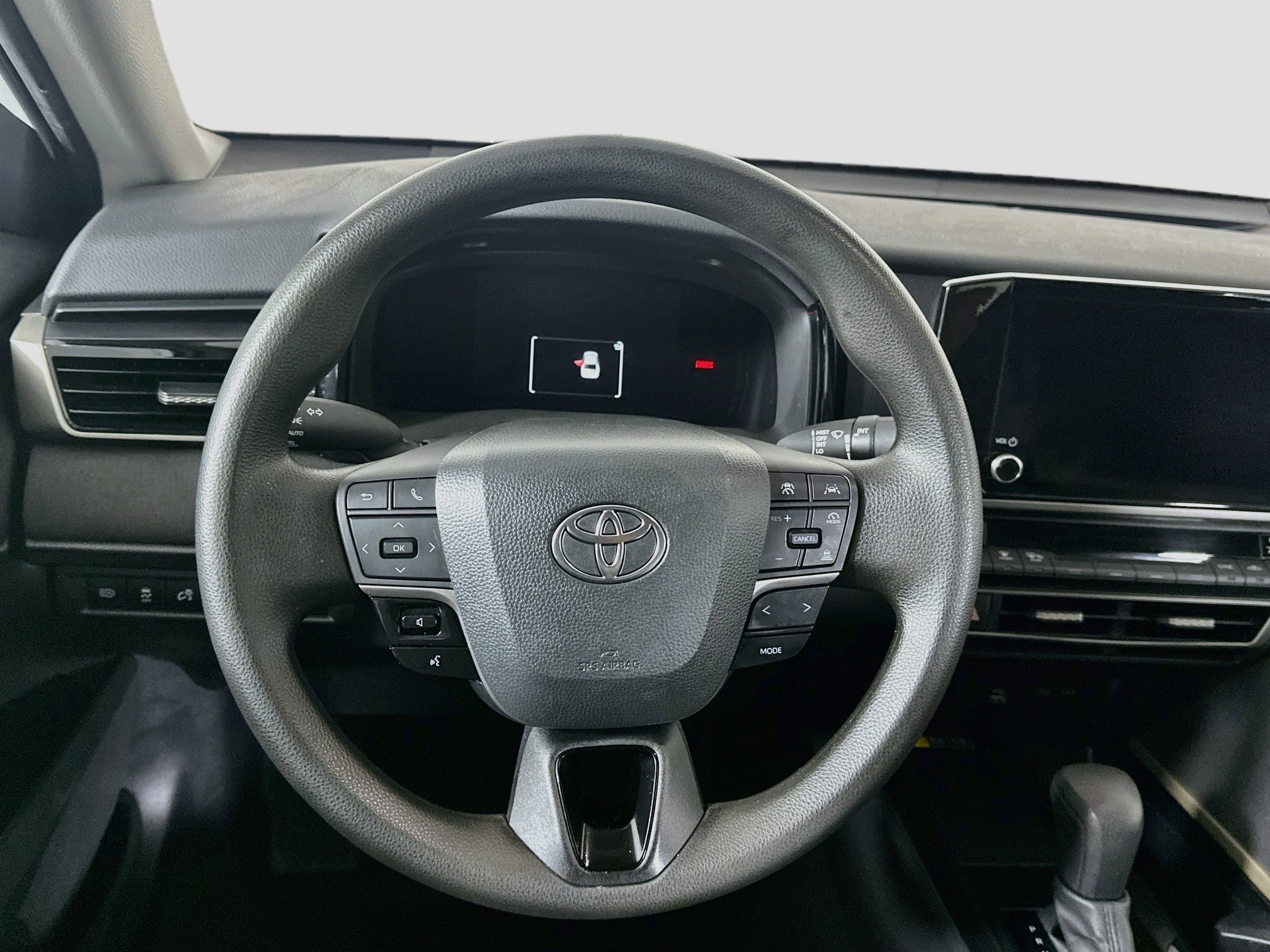 Used 2025 Toyota Camry LE FWD image 17
