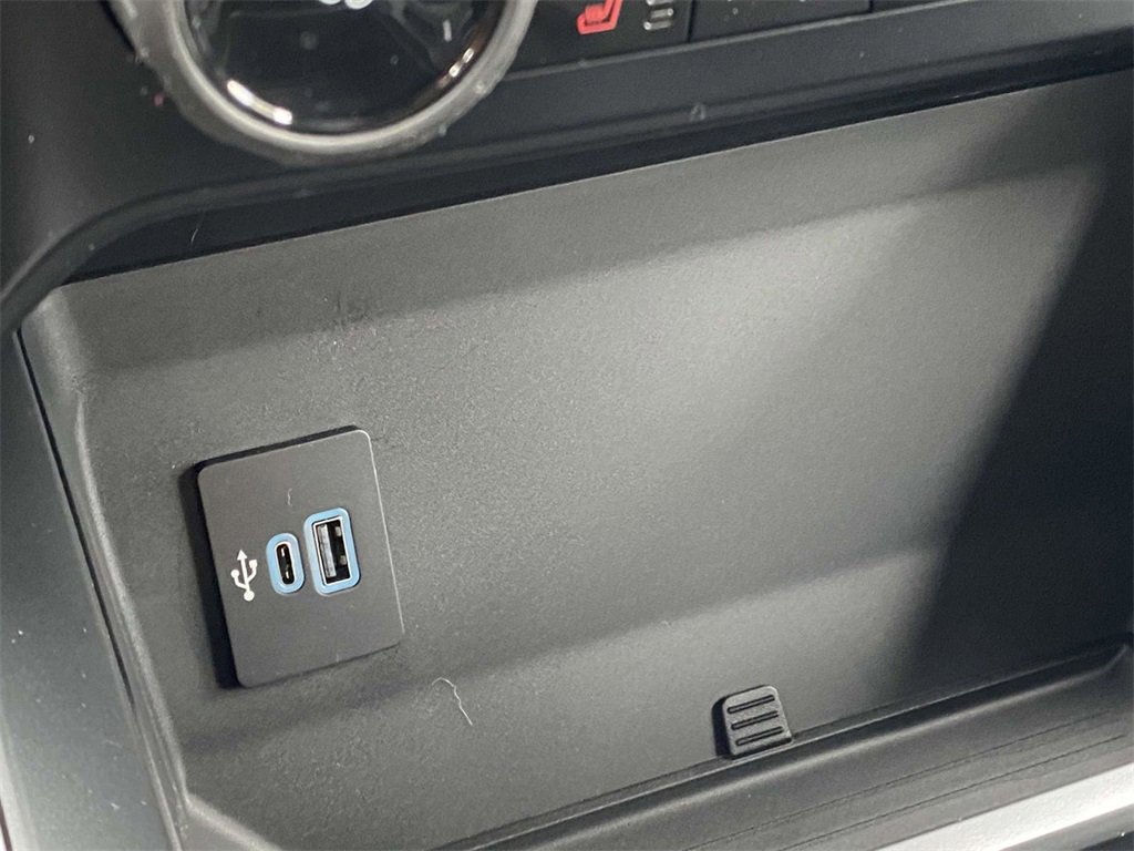 New 2026 Ford F250 XLT image 30