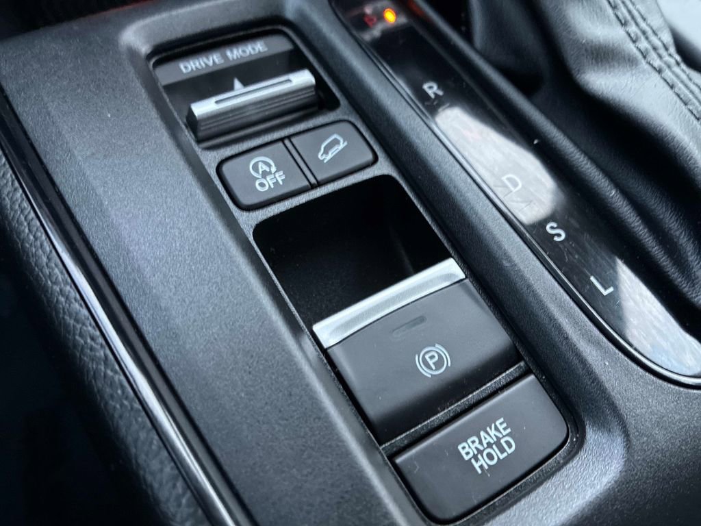 Used 2025 Honda CR-V LX image 29