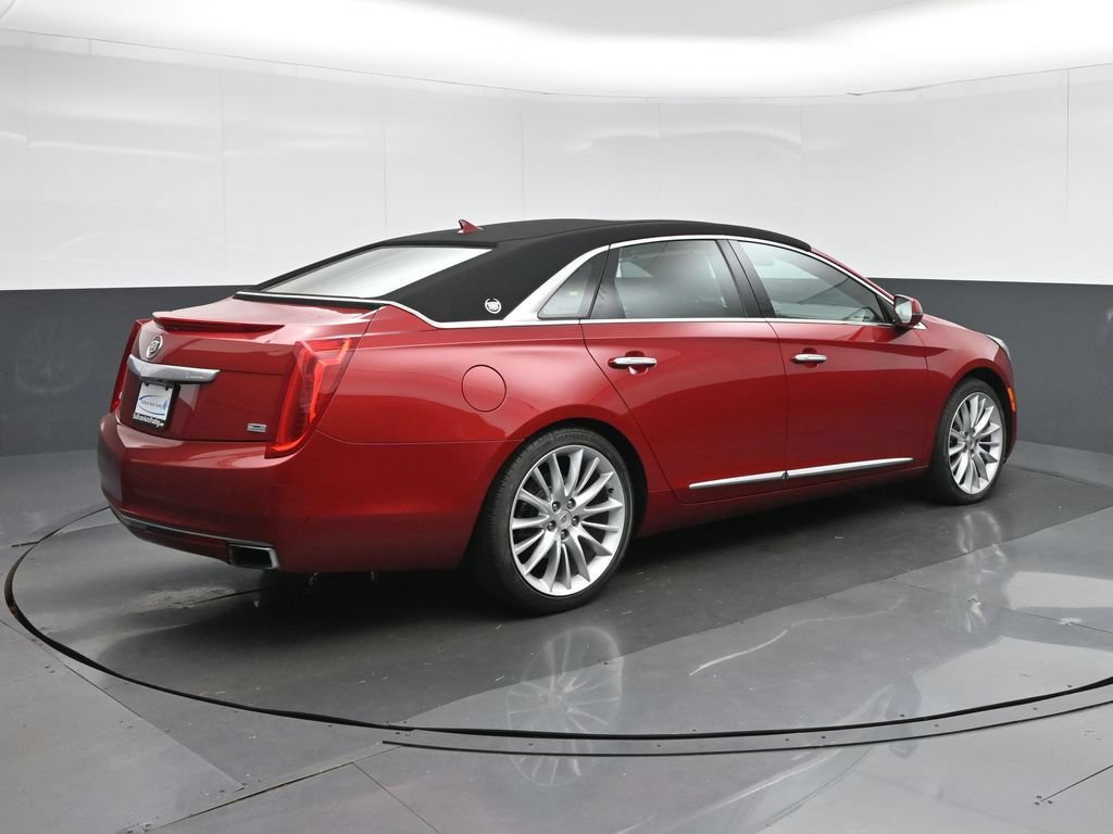 Used 2013 Cadillac XTS Platinum FWD image 7