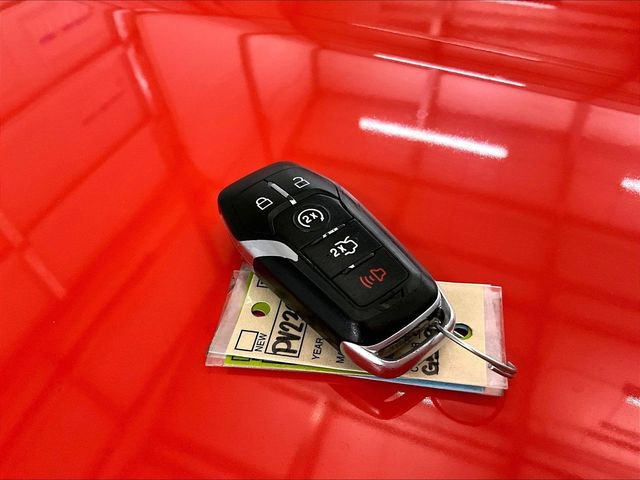 Used 2016 Ford Mustang Coupe w/ Equipment Group 051A RWD image 9
