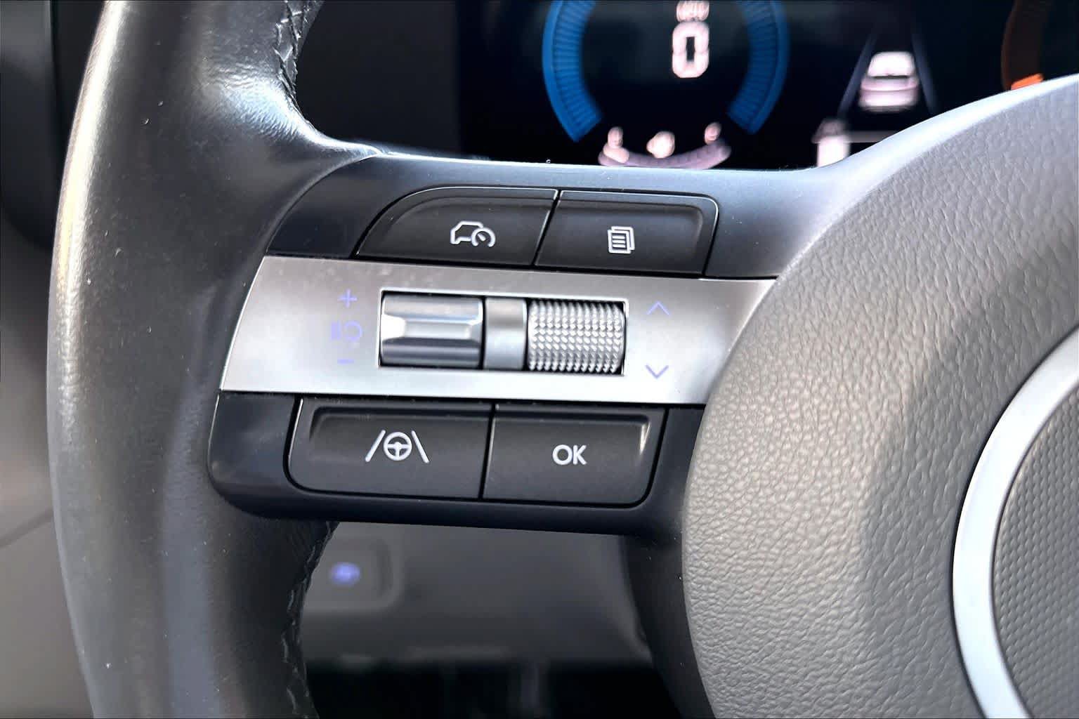 Used 2025 Hyundai Kona SEL AWD/4WD image 23