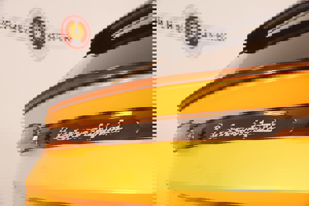 Used 2021 Lamborghini Urus image 71