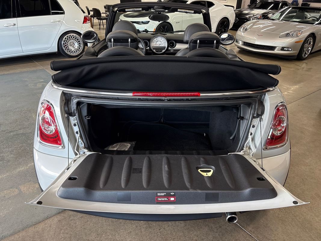 Used 2013 MINI Cooper Convertible FWD image 54