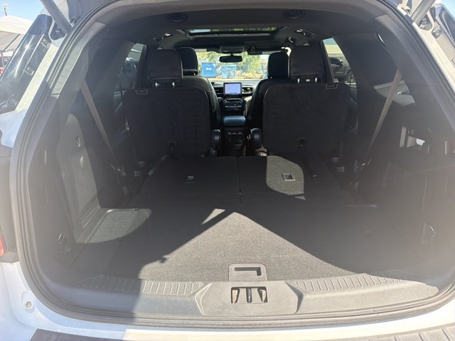Used 2023 Ford Explorer ST-Line w/ Class IV Trailer Tow Package RWD image 22