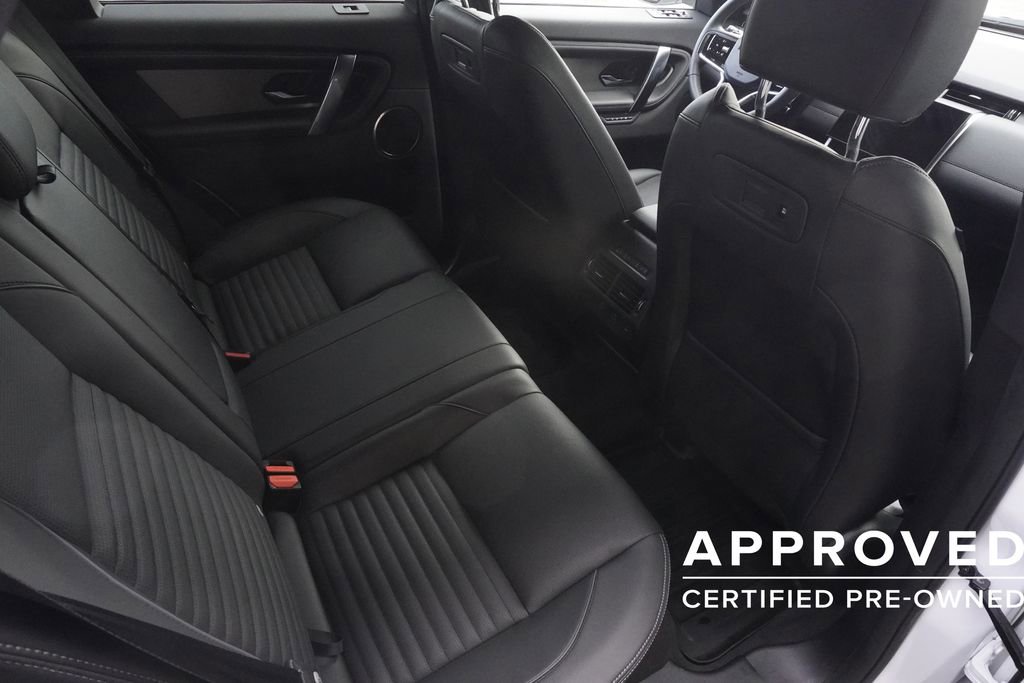 Used 2025 Land Rover Discovery Sport Dynamic SE image 26
