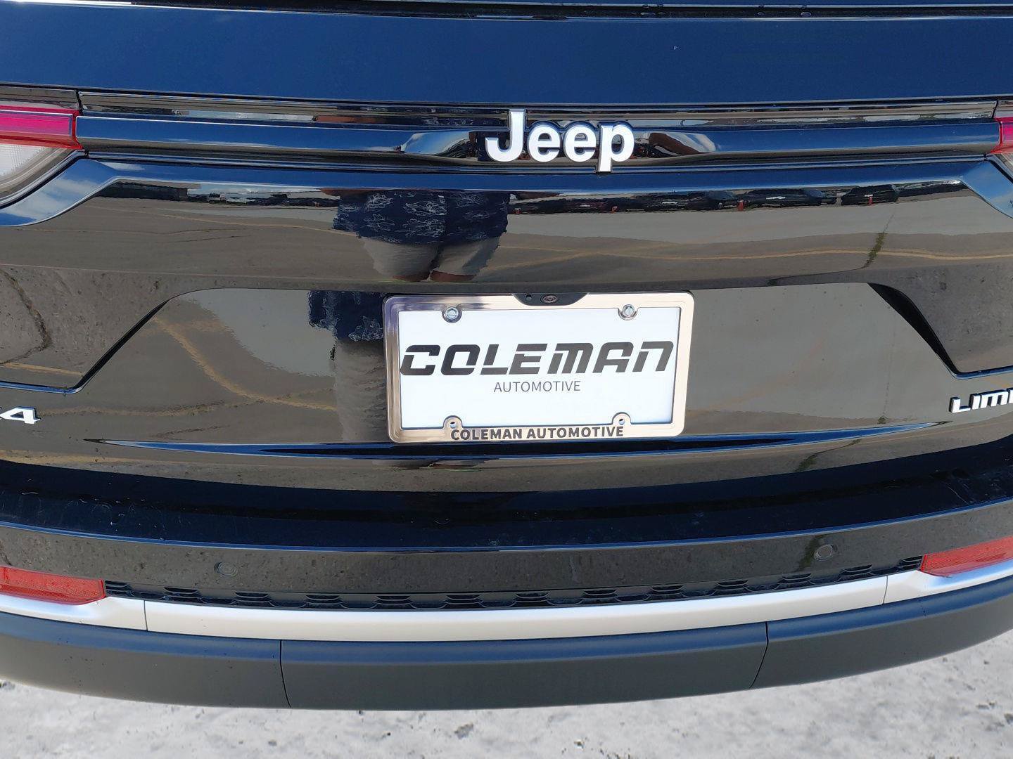 New 2026 Jeep Grand Cherokee Limited w/ Luxury Tech Group II AWD/4WD image 19
