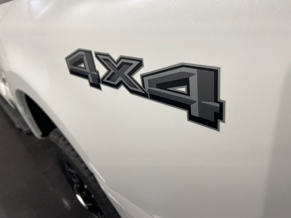 New 2026 Ford F250 Lariat w/ Black Appearance Package image 43