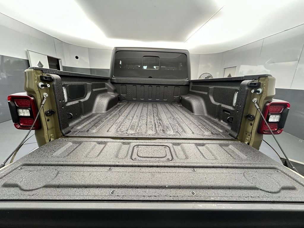 New 2026 Jeep Gladiator Willys AWD/4WD image 29
