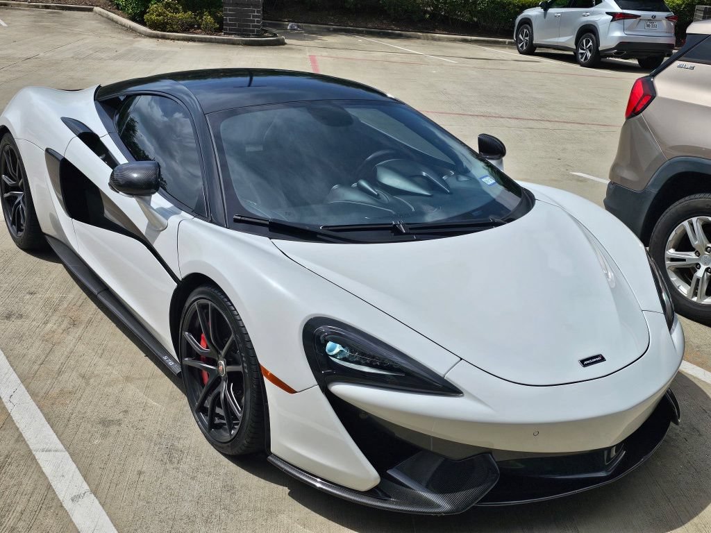 Used 2016 McLaren 570S Coupe RWD image 3