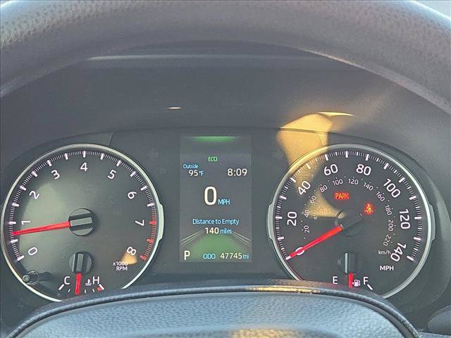 Used 2021 Toyota RAV4 LE FWD image 11