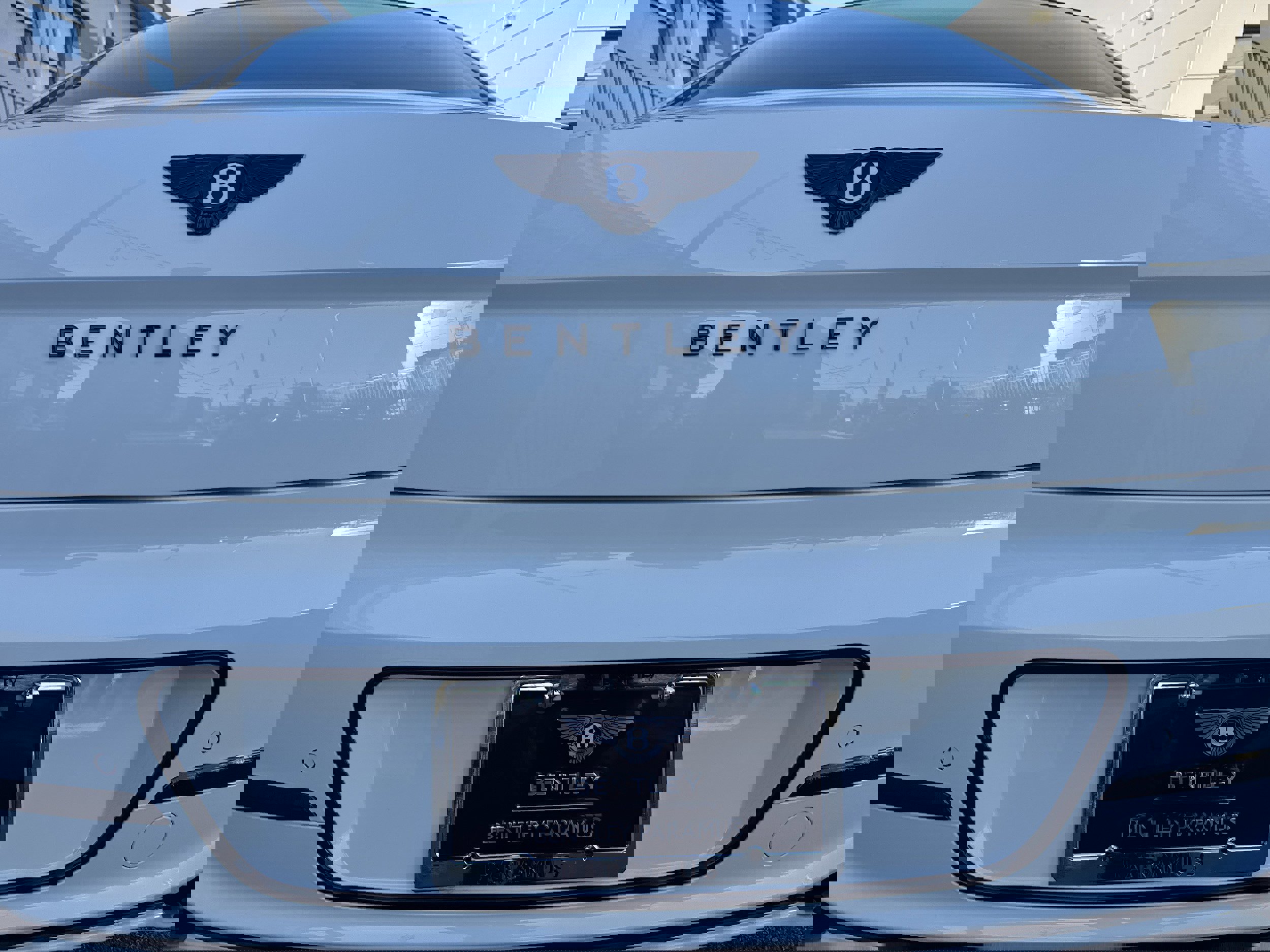 New 2026 Bentley Flying Spur Plug-In Hybrid image 27