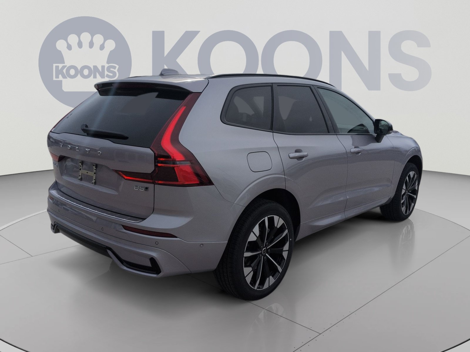 New 2026 Volvo XC60 B5 Plus w/ Protection Package Premier AWD/4WD image 11