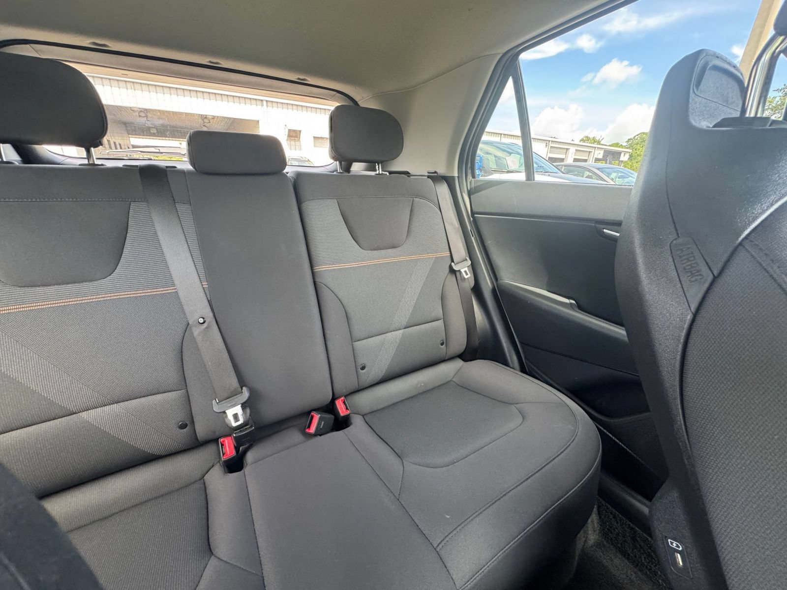 Used 2026 Kia Niro LX FWD image 35