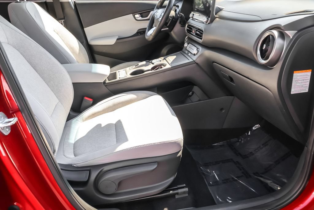 Certified 2023 Hyundai Kona SEL FWD image 38