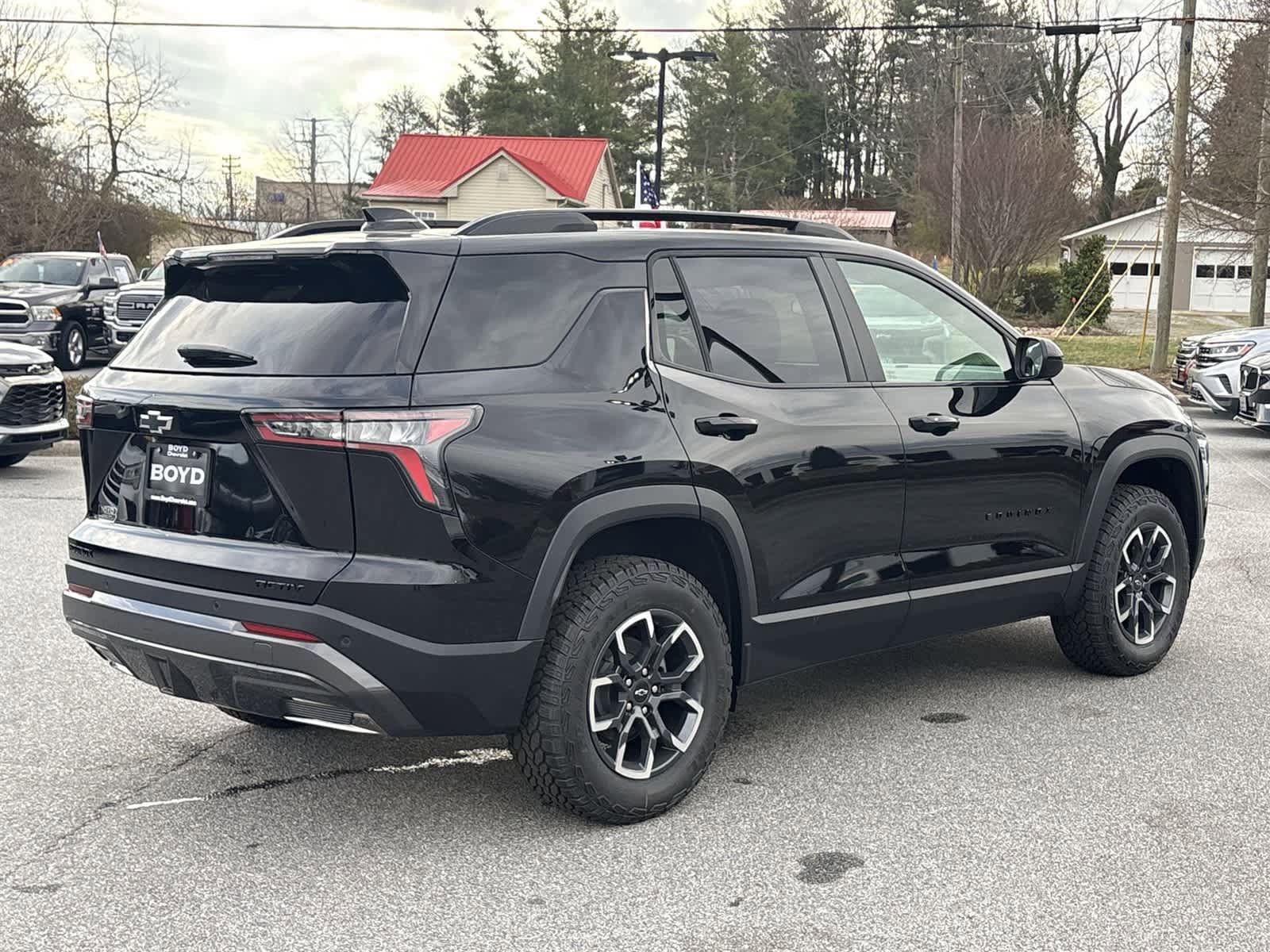 New 2026 Chevrolet Equinox ACTIV FWD image 8