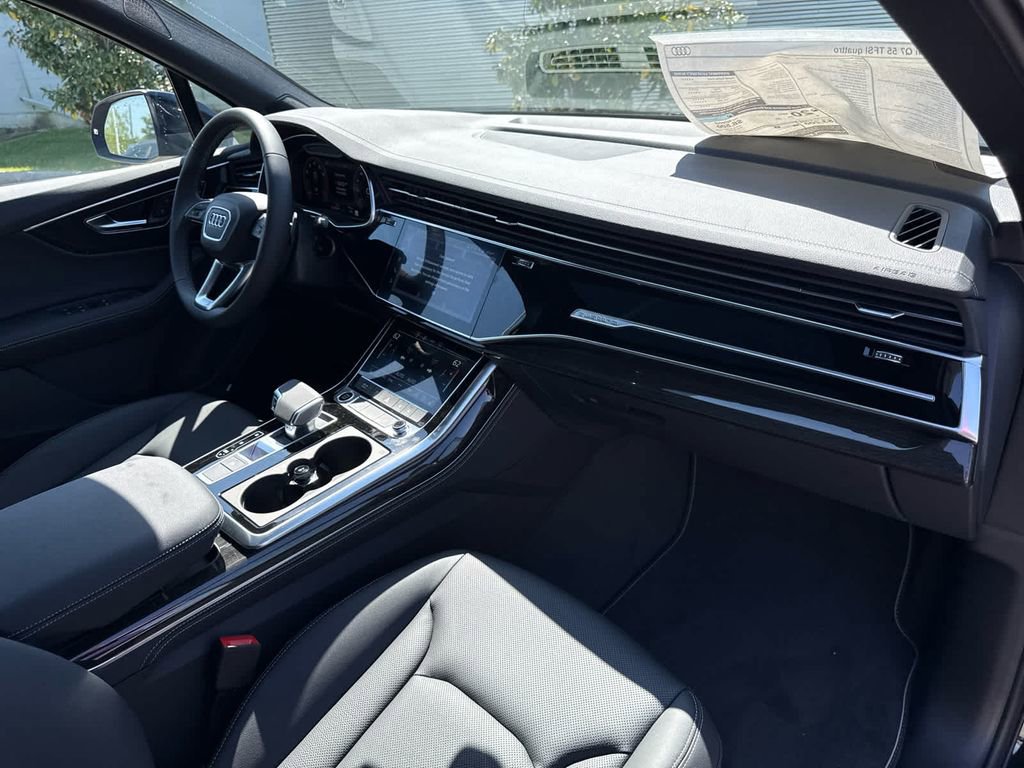 New 2025 Audi Q7 3.0T Premium Plus image 13
