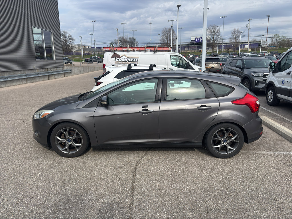 Used 2014 Ford Focus SE w/ Equipment Group 201A image 6