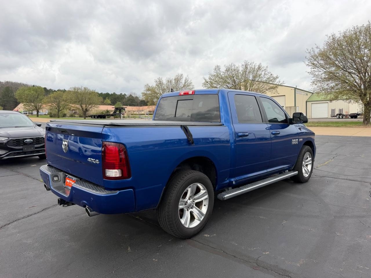 Used 2018 RAM 1500 Sport image 3