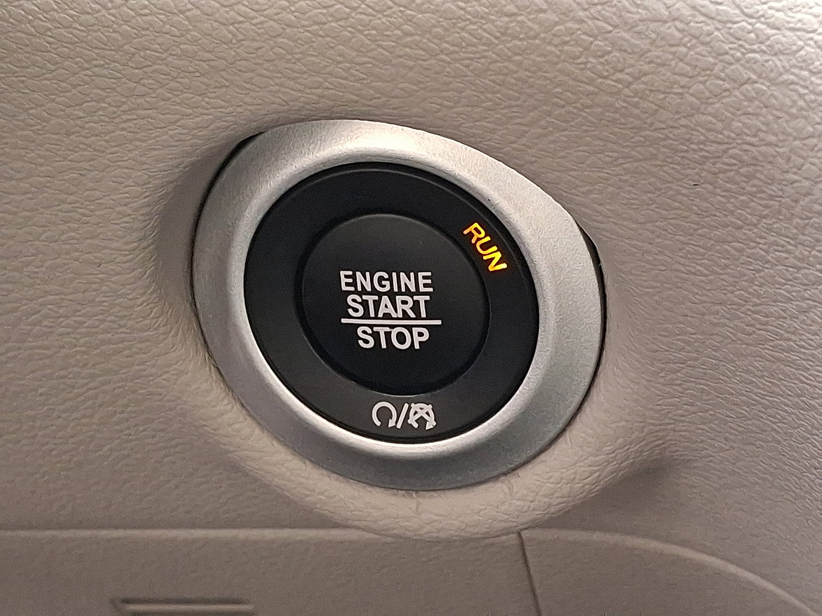 Used 2017 Chrysler Pacifica Touring-L Plus image 24