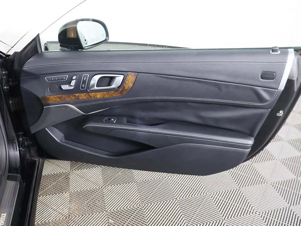 Used 2013 Mercedes-Benz SL 550 SL 550 w/ Premium Pkg image 25