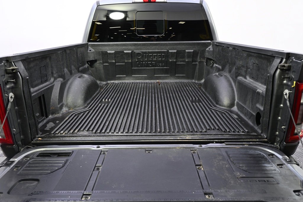 Used 2022 Ford F150 Platinum w/ Equipment Group 701A High image 18