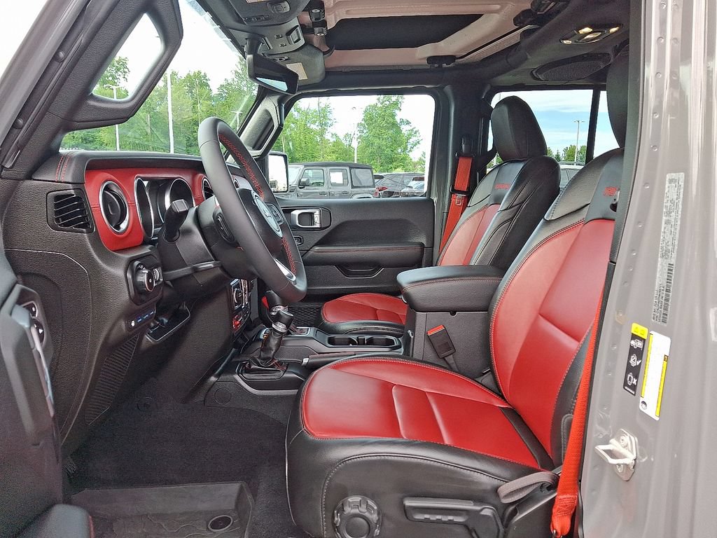Used 2023 Jeep Wrangler Unlimited Rubicon 4xe AWD/4WD image 15