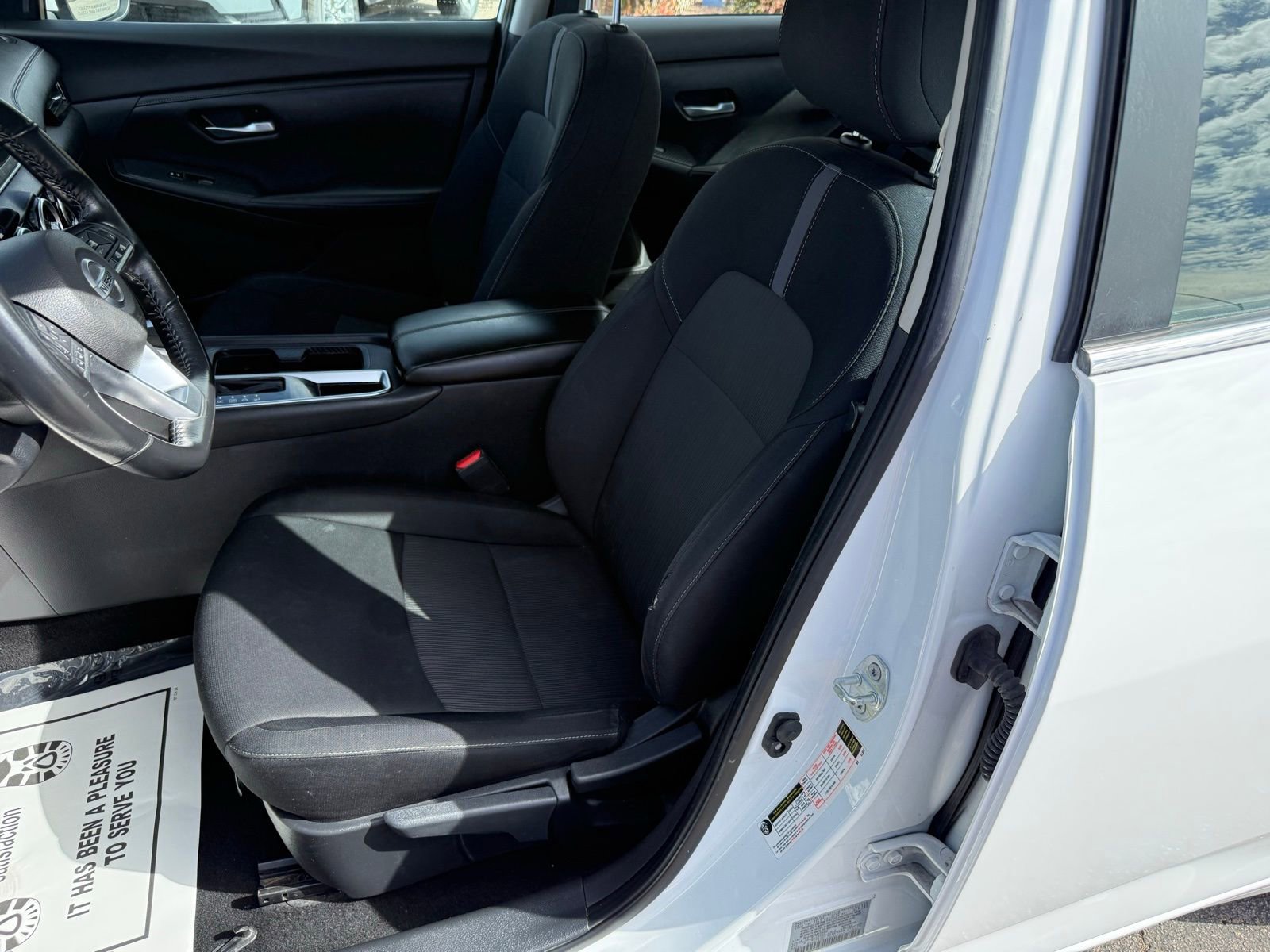 Used 2022 Nissan Sentra SV image 28