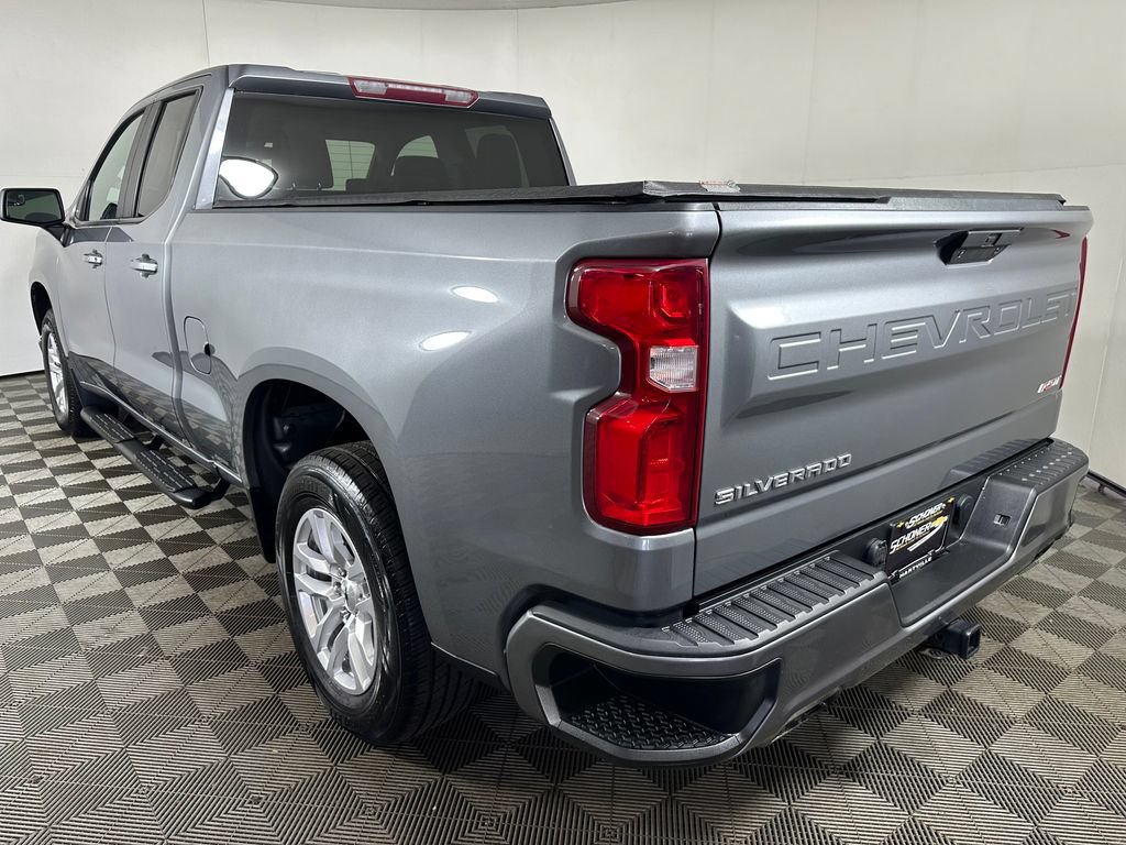 Used 2021 Chevrolet Silverado 1500 RST w/ Z71 Off-Road Package AWD/4WD image 3