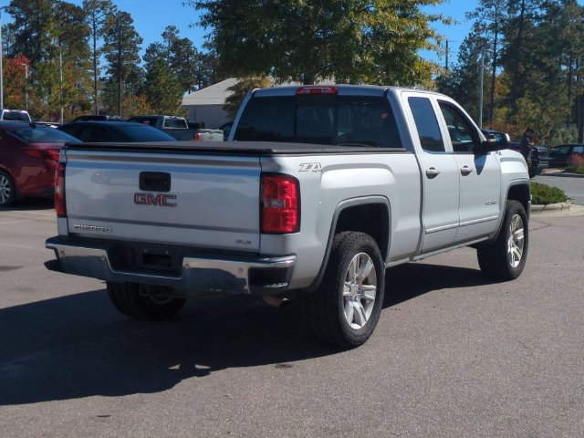 Used 2015 GMC Sierra 1500 SLE w/ SLE Value Package AWD/4WD image 3