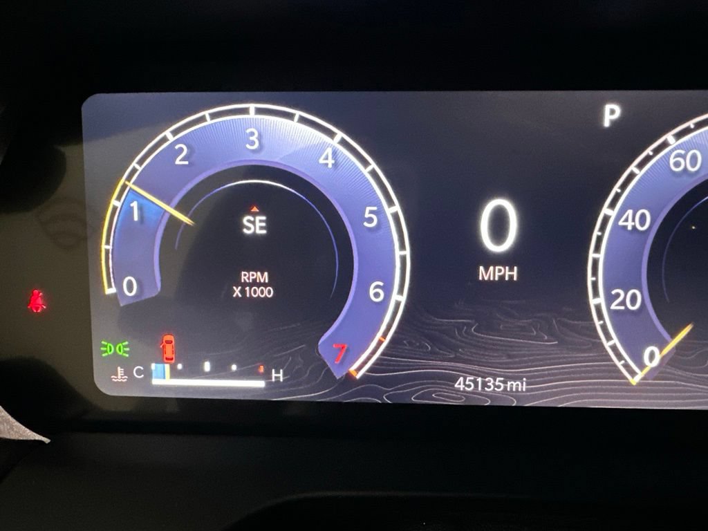Used 2024 Jeep Grand Cherokee Altitude AWD/4WD image 44