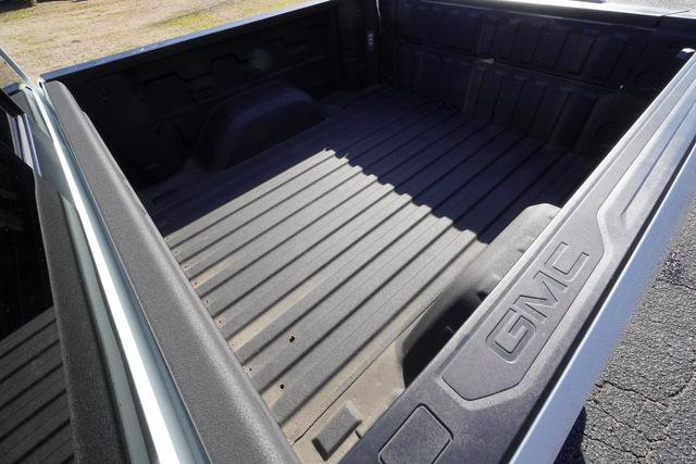 Used 2025 GMC Sierra 1500 SLT w/ SLT Premium Plus Package image 13