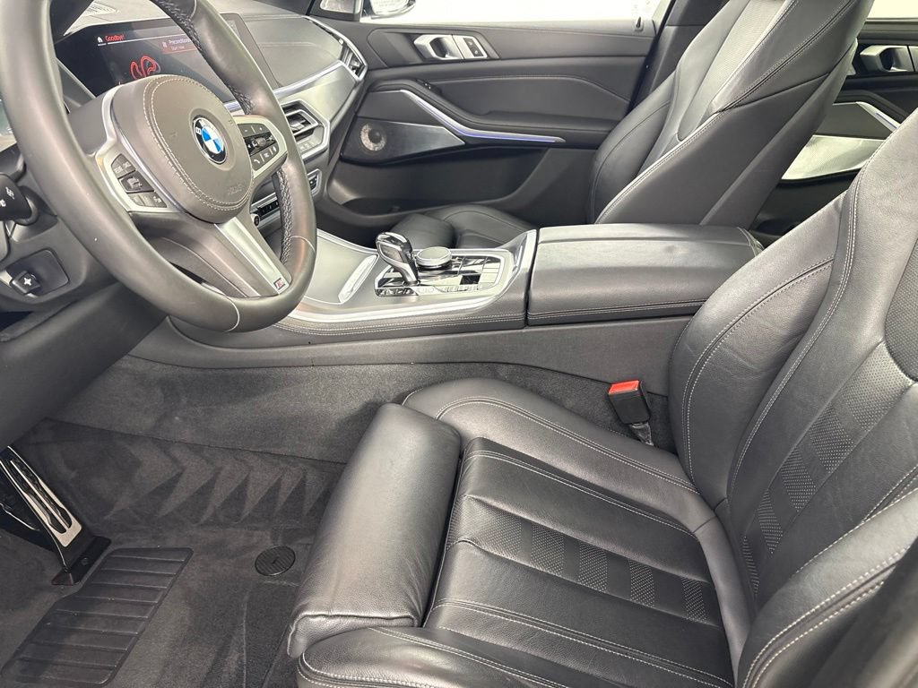 Used 2020 BMW X5 xDrive40i w/ M Sport Package AWD/4WD image 12