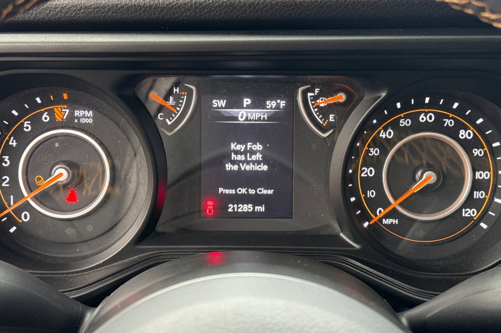 Used 2025 Jeep Gladiator Sport AWD/4WD image 27
