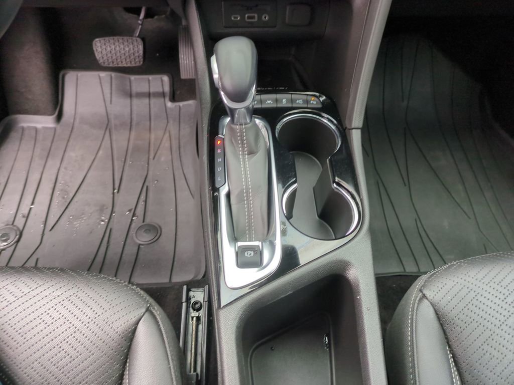 Certified 2022 Buick Encore GX Essence w/ Advanced Technology Package image 13