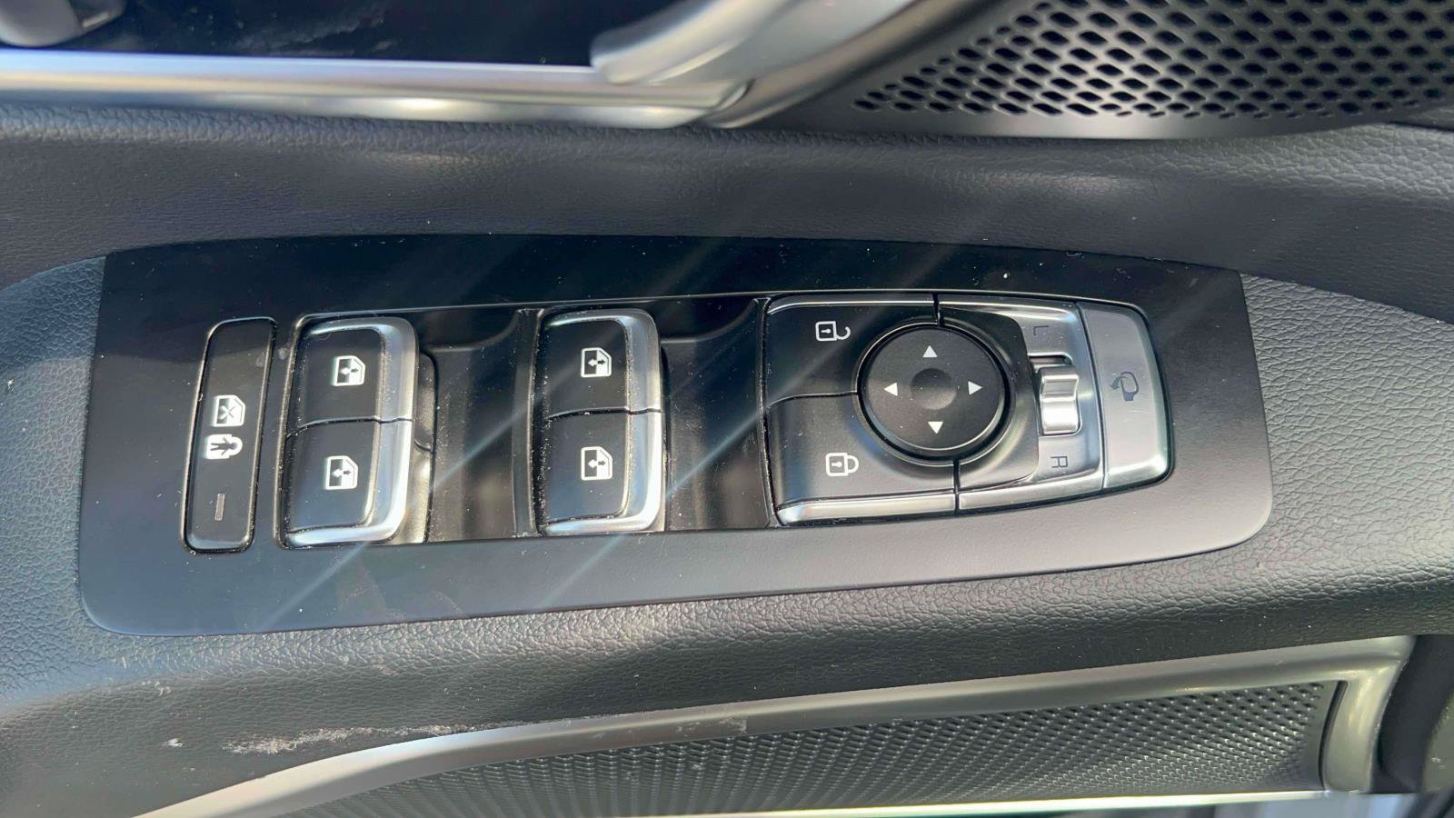 Used 2025 Kia Telluride EX X-Line AWD/4WD image 21