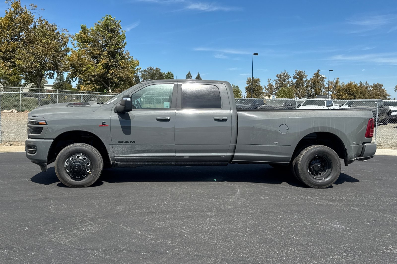 New 2026 RAM 3500 Laramie AWD/4WD image 6