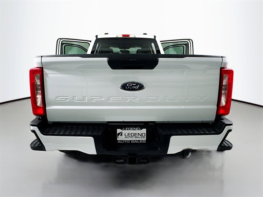 Used 2023 Ford F350 XLT image 24