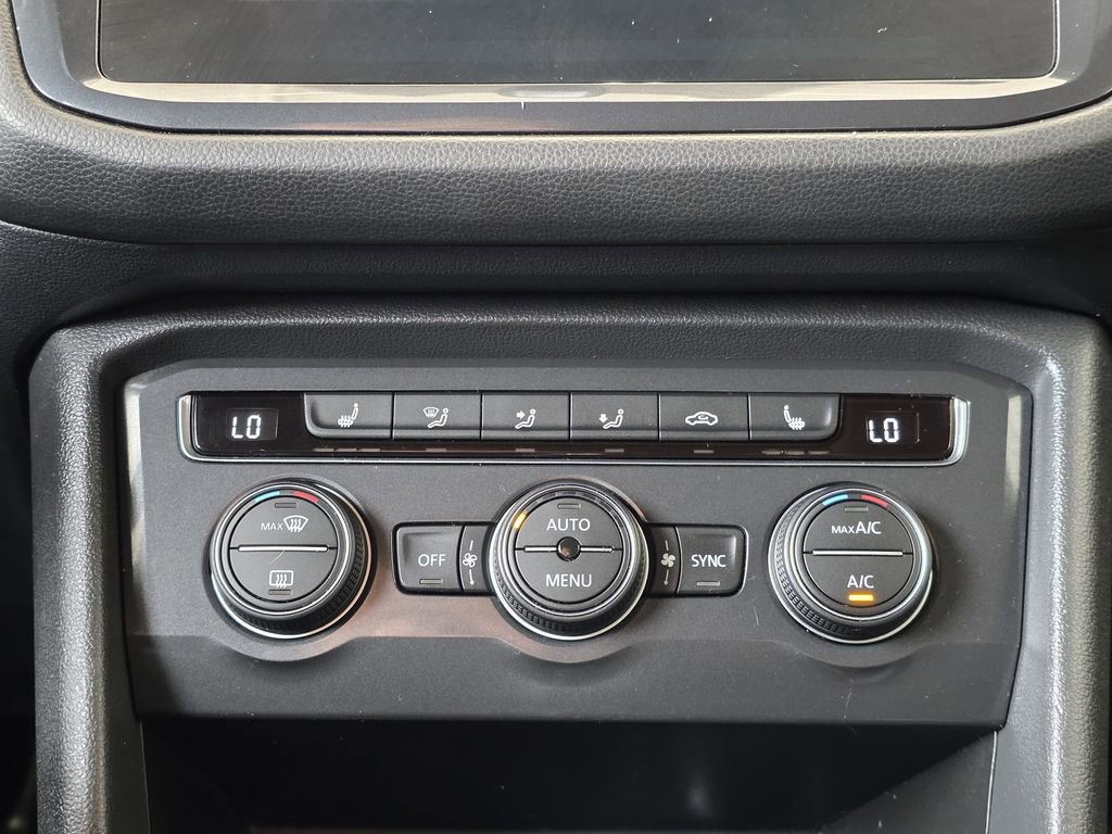 Used 2021 Volkswagen Tiguan SE R-Line FWD image 15