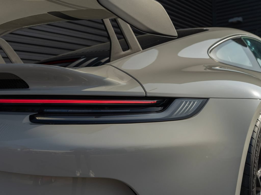 Certified 2024 Porsche 911 GT3 RWD image 17