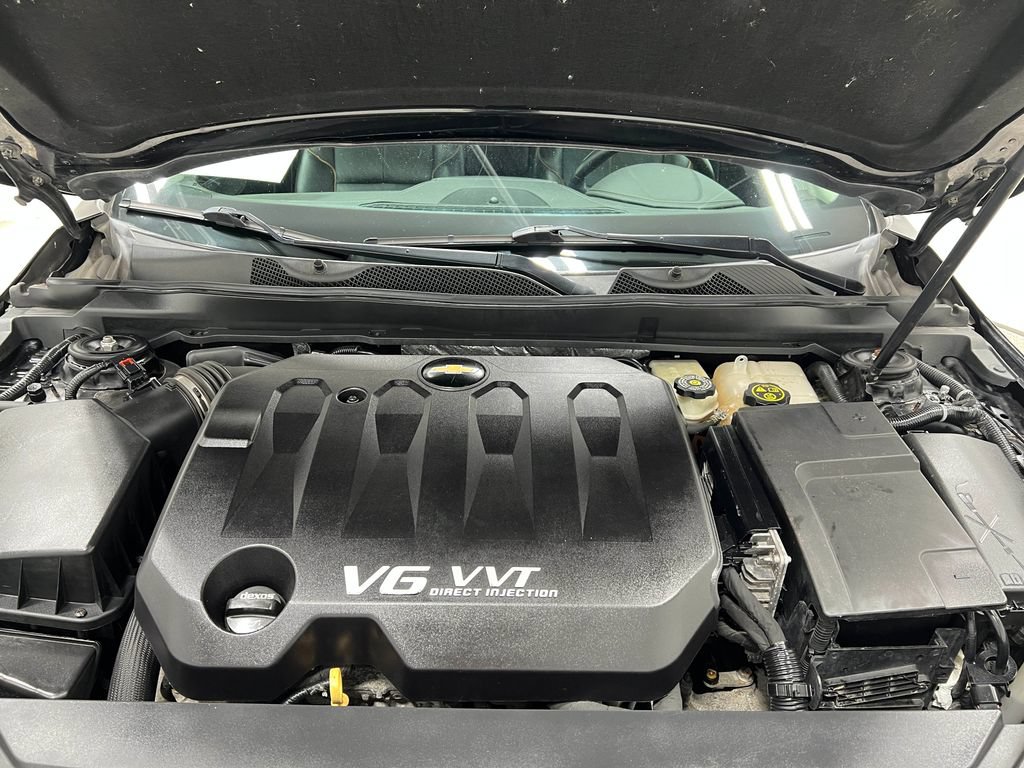 Used 2015 Chevrolet Impala LTZ FWD image 28