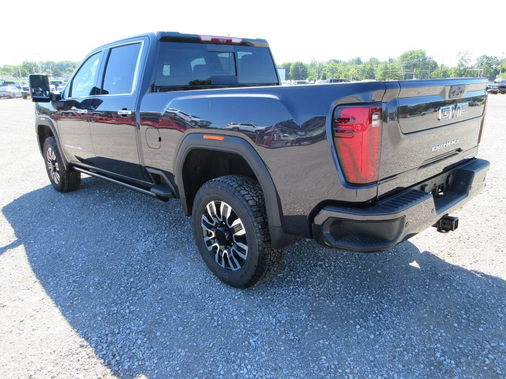 New 2026 GMC Sierra 2500 Denali Ultimate AWD/4WD image 9