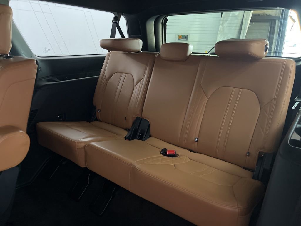 Used 2023 Ford Expedition Max Platinum image 20