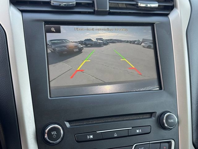 Used 2016 Ford Fusion SE w/ Equipment Group 202A FWD image 26