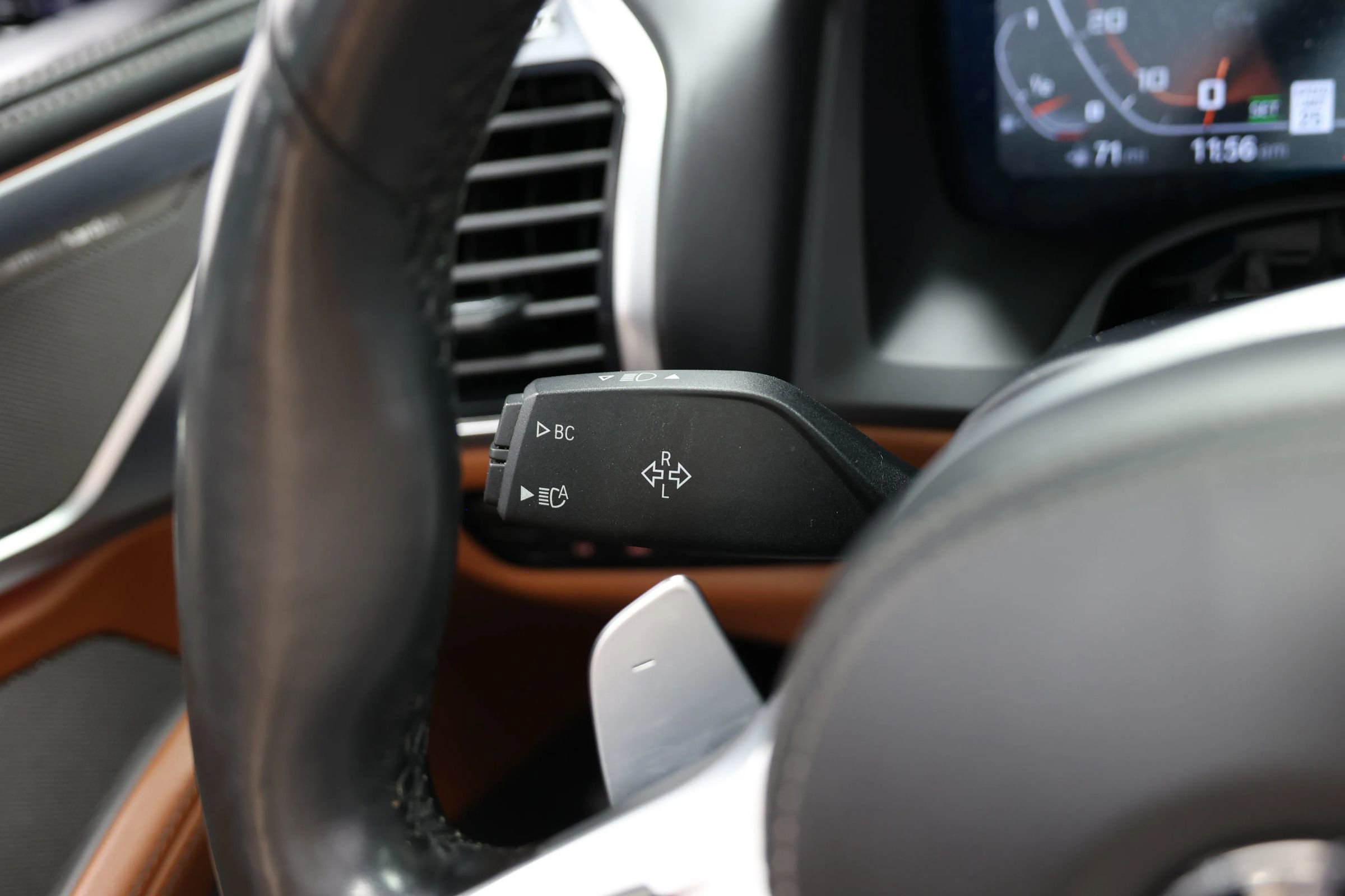 Used 2022 BMW M850i xDrive Convertible image 22