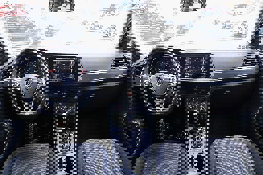 Used 2021 Volkswagen Jetta R-Line image 12