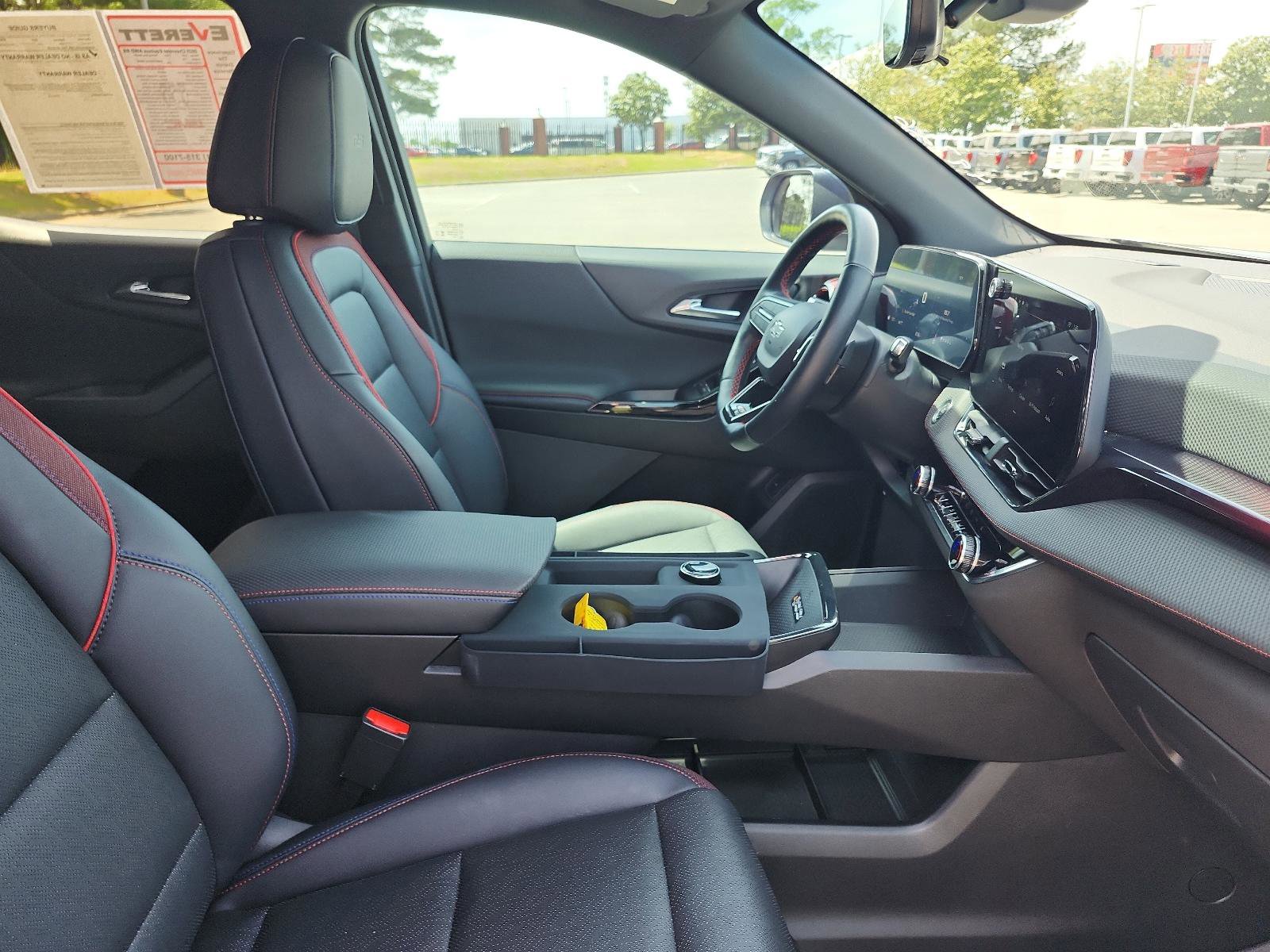Certified 2025 Chevrolet Equinox RS w/ Safety and Technology Package image 7