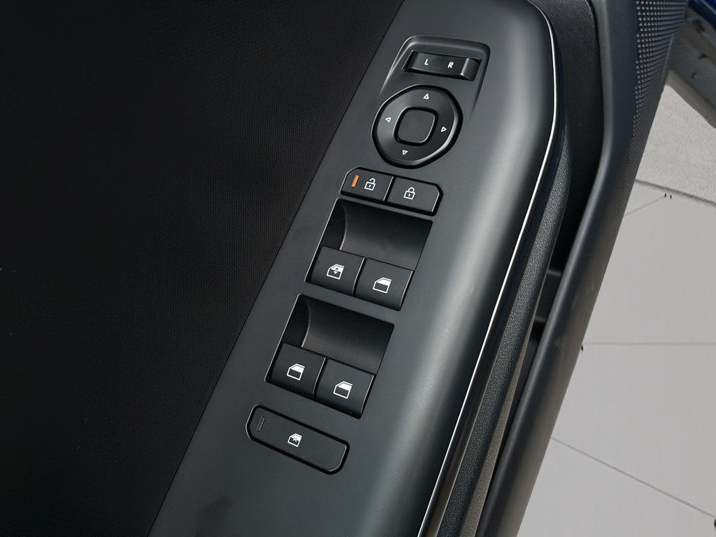 New 2026 Kia K4 FWD image 12